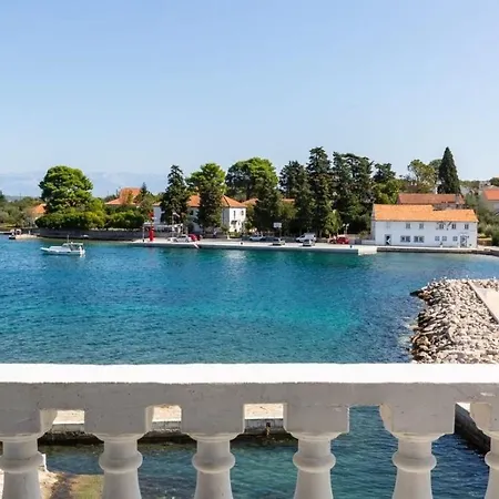 Apartments Nena- 10M From Sea * Lukoran