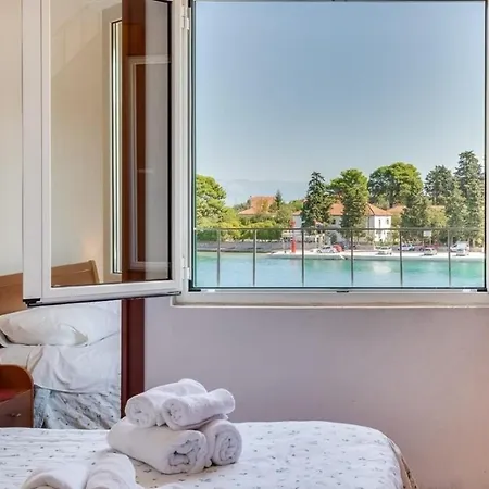 Apartments Nena- 10M From Sea *