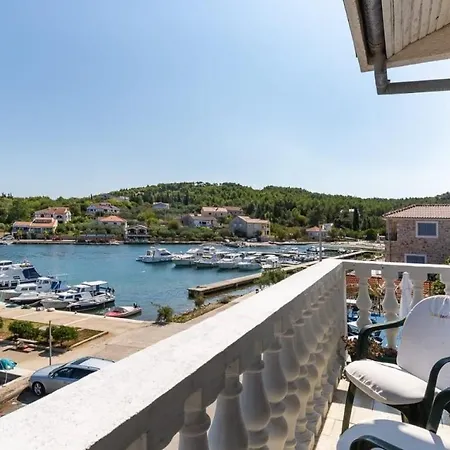 Apartments Nena- 10M From Sea Apartment